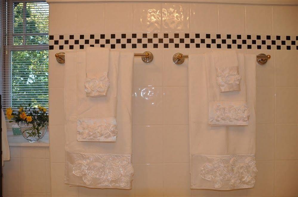 Wayne Bed & Breakfast Inn (Adults Only) Esterno foto